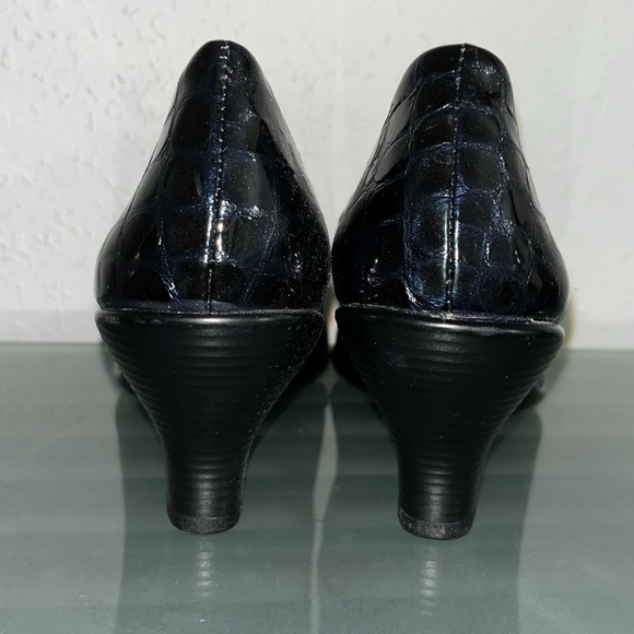 NWOB Softspots Salude Croco Black Patent Leather Pump Low Heels Pumps si… - Picture 6 of 12